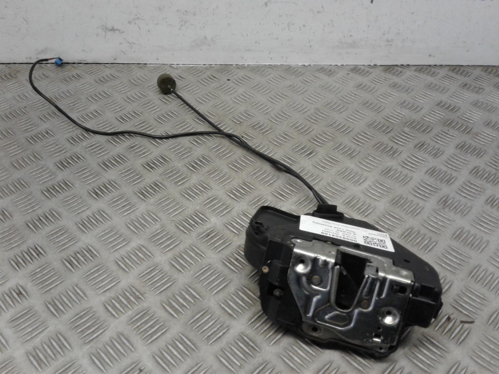 View Auto part Door Lock Assembly Mercedes E Class 2006