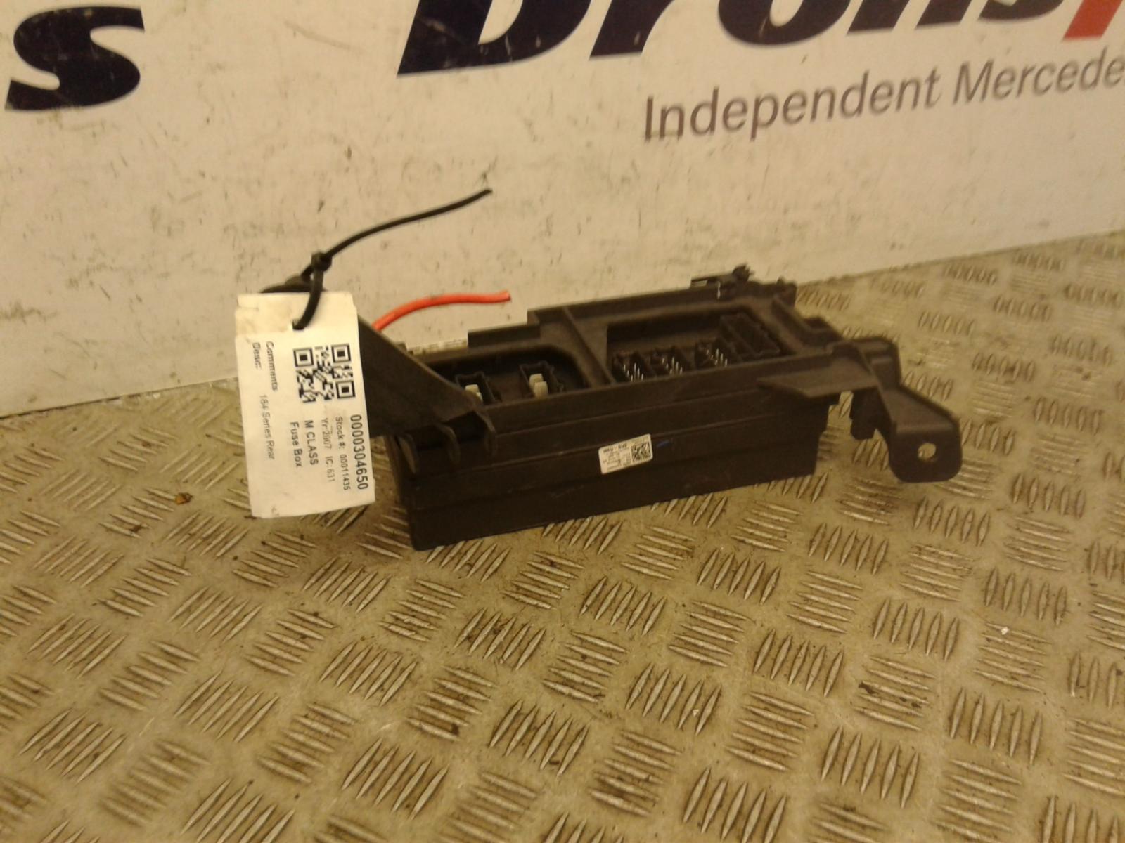 View Auto part Fuse Box Mercedes M Class 2007