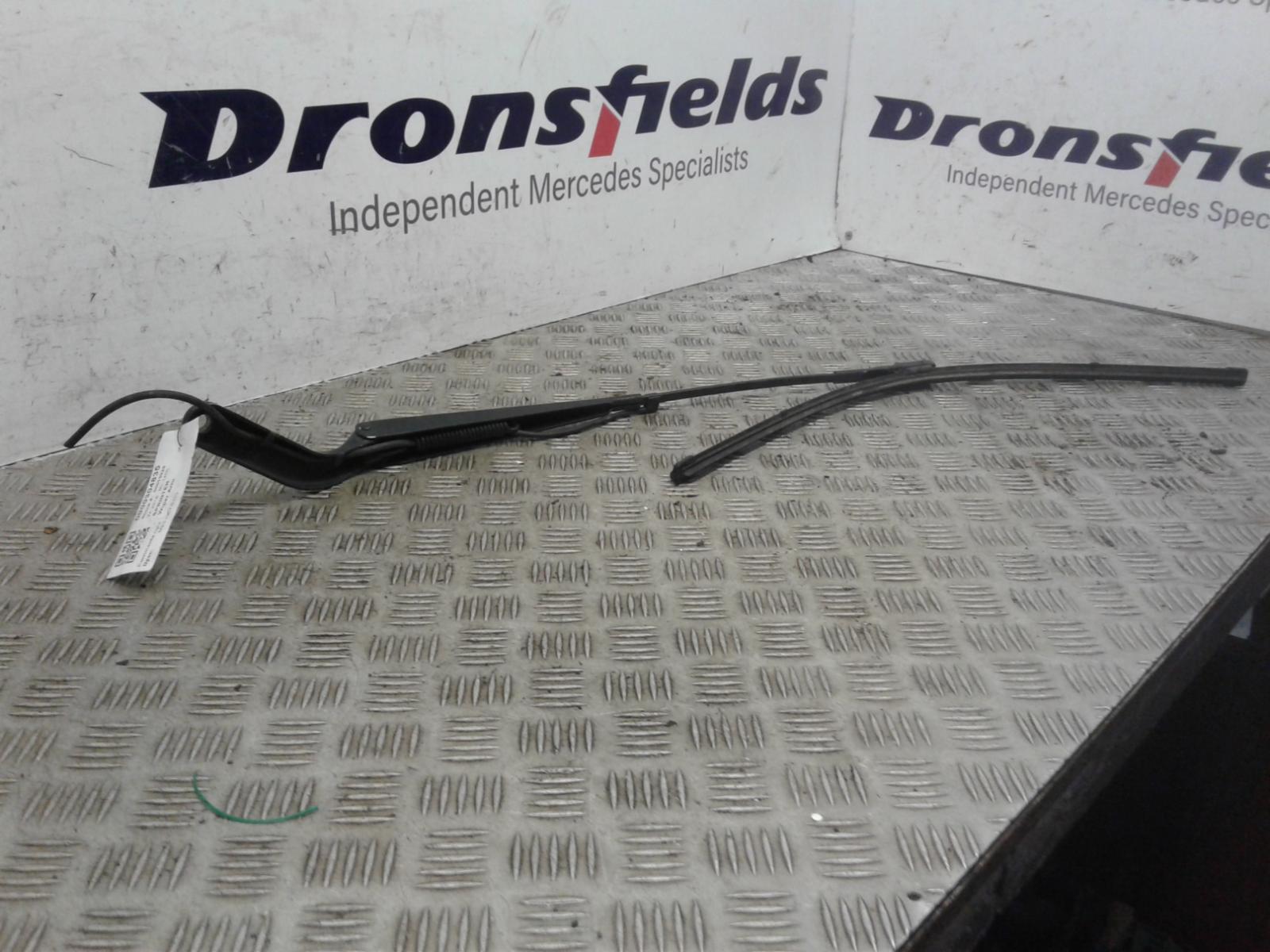 View Auto part Wiper Arm Mercedes Sprinter 2018
