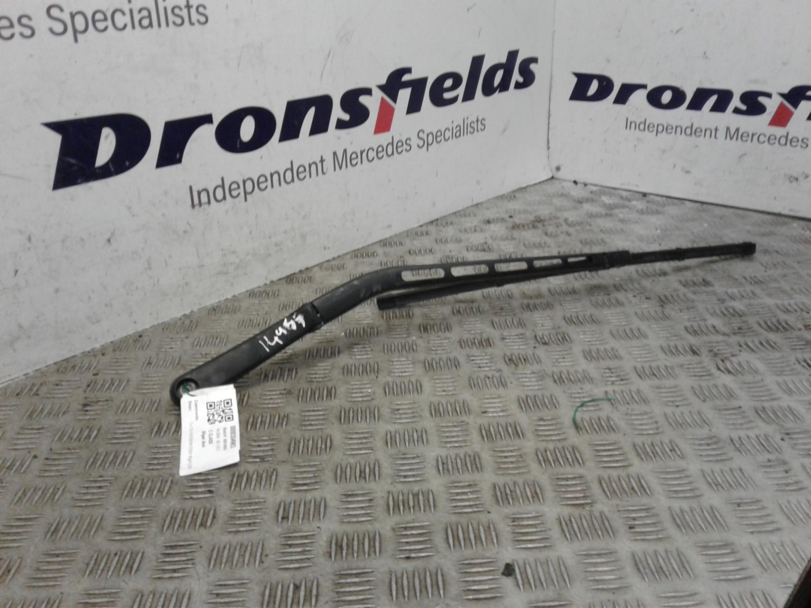 View Auto part Wiper Arm Mercedes C Class 2004