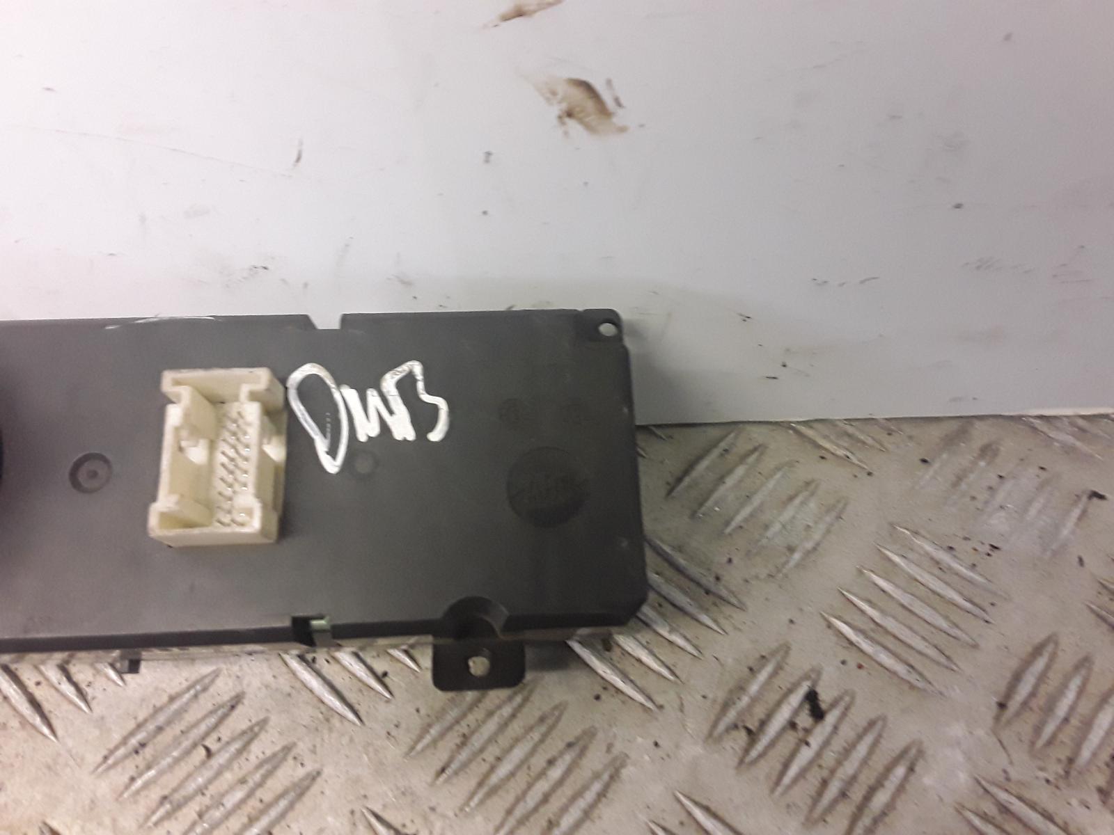 2000 Mercedes E Class Heater/AC Controller View Auto part Heater/AC Controller Mercedes E Class 2000