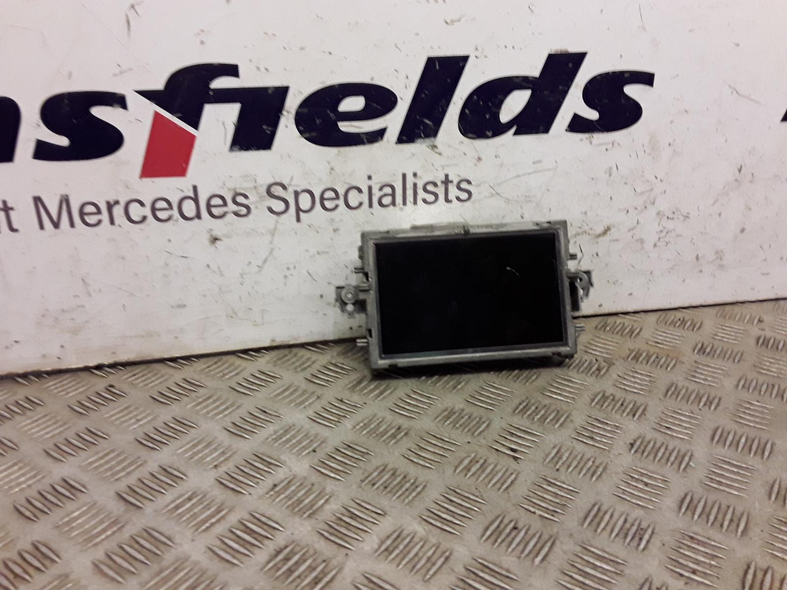 View Auto part Radio Display Mercedes E Class 2011
