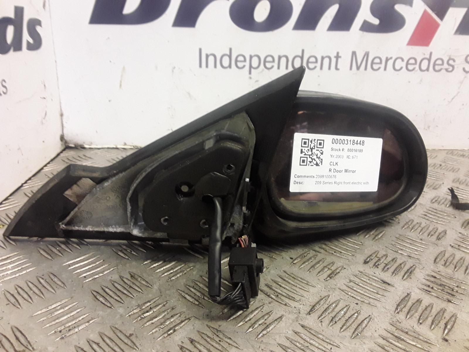 View Auto part R Door Mirror Mercedes Clk 2003