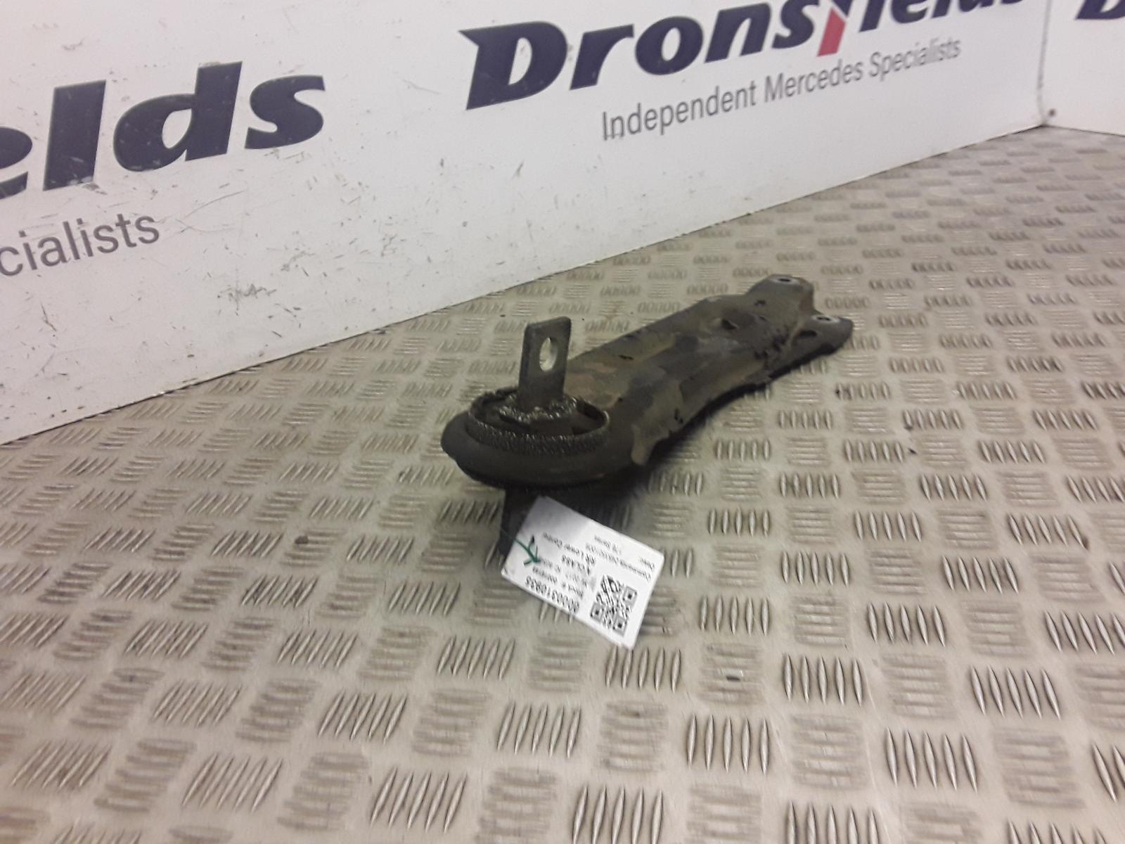 View Auto part RR Lower Control Arm Mercedes A Class 2017