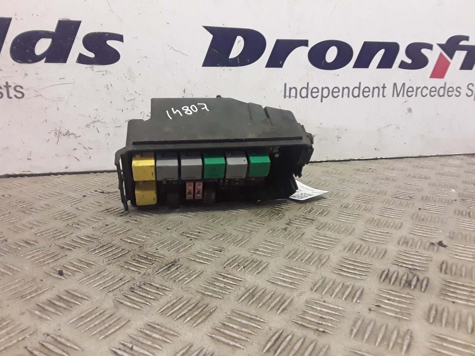 View Auto part Fuse Box Mercedes M Class 2005