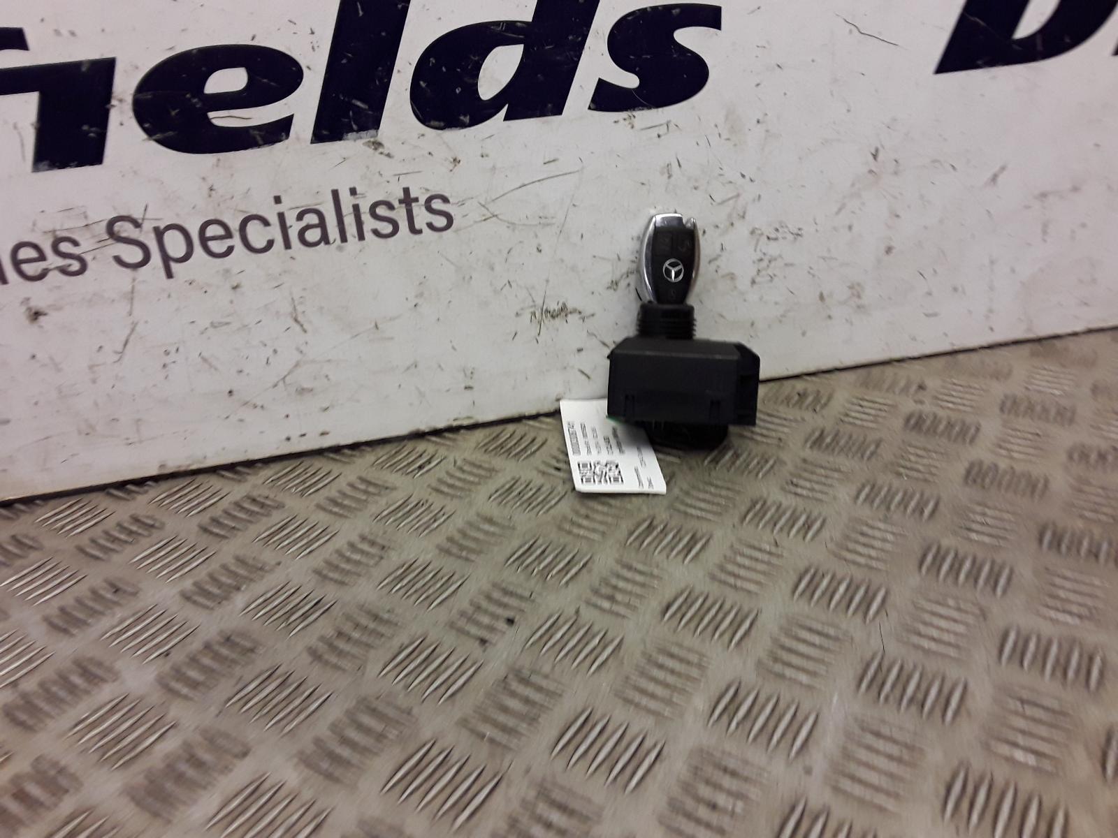 View Auto part Ignition W/Key Mercedes C Class 2014