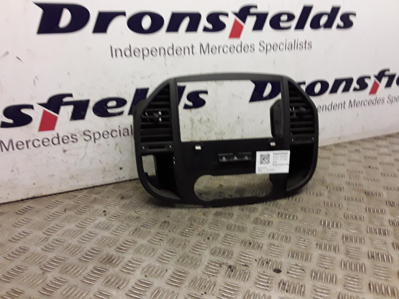 View Auto part Flasher/Hazard Relay Mercedes Vito 2015