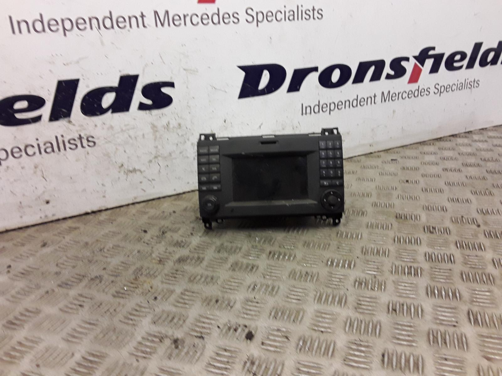 View Auto part A/V Equipment Mercedes Vito 2015