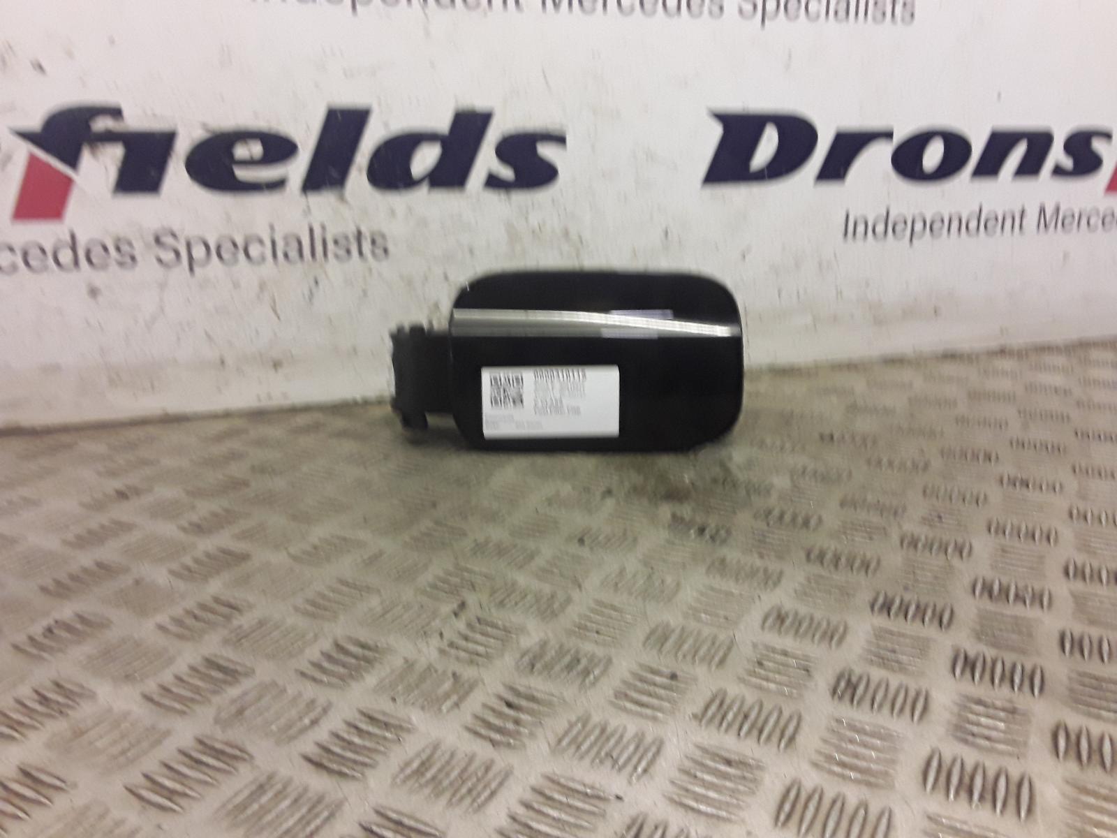 View Auto part Fuel Filler Flap Mercedes C Class 2011