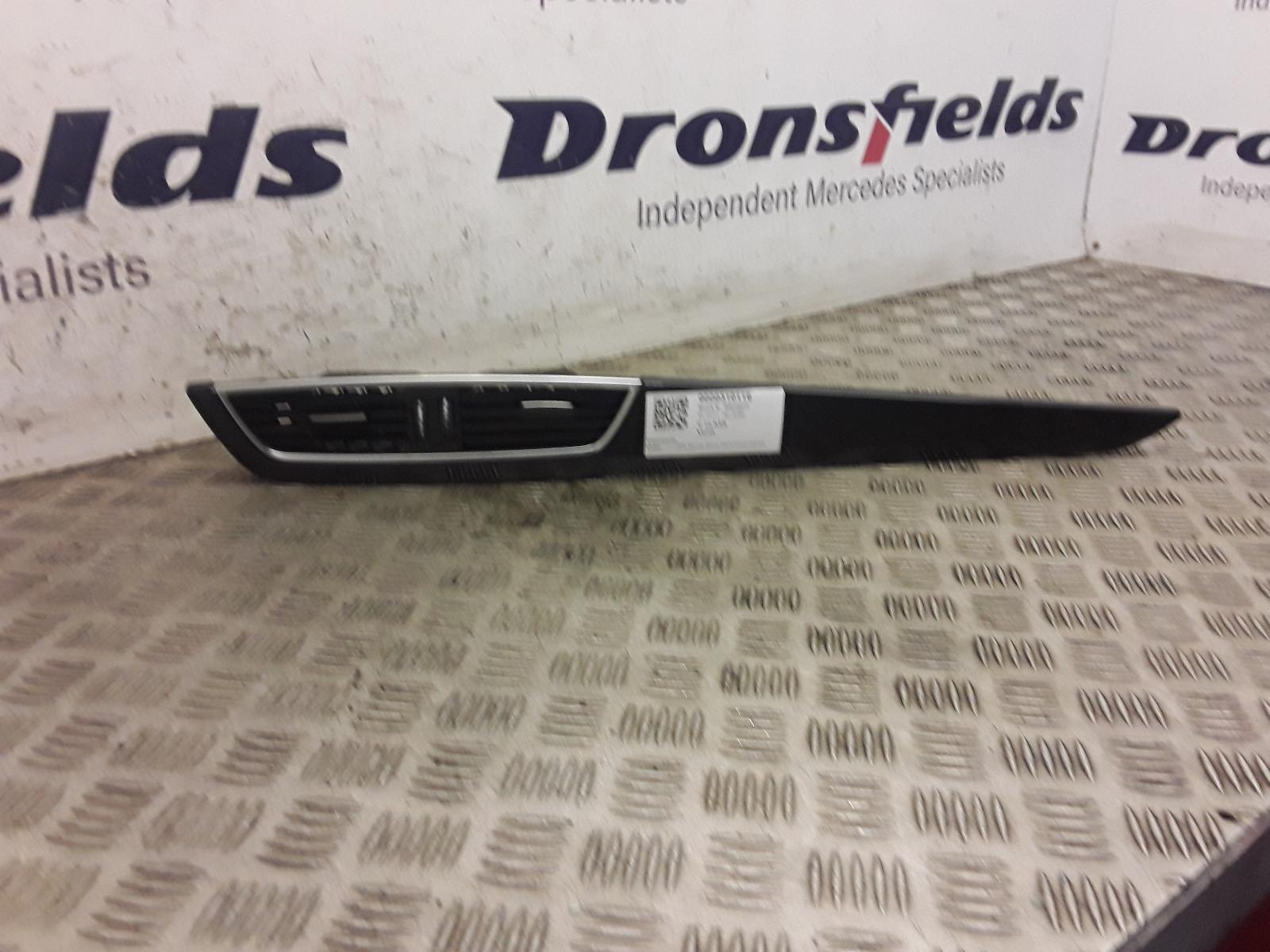 View Auto part Vents Mercedes C Class 2011