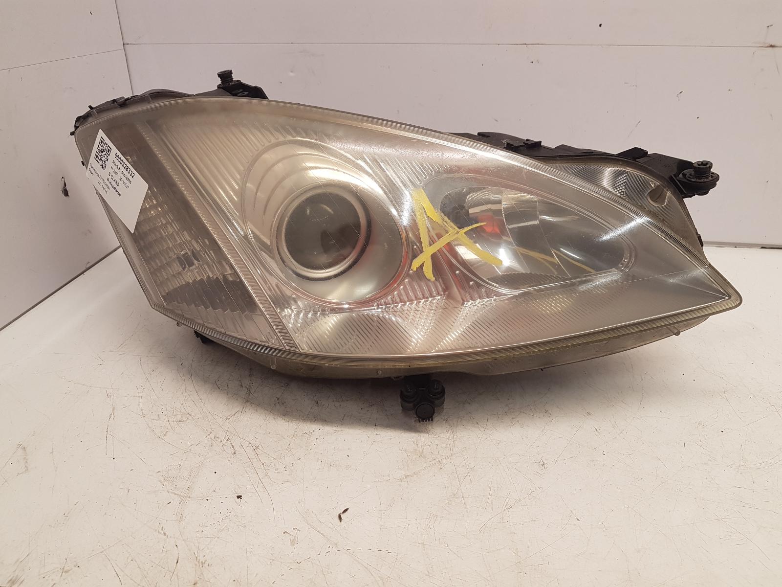 View Auto part R Headlamp Mercedes S Class 2007