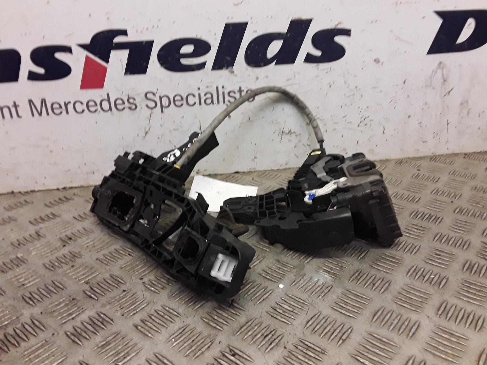 View Auto part Door Lock Assembly Mercedes Gla Class 2017