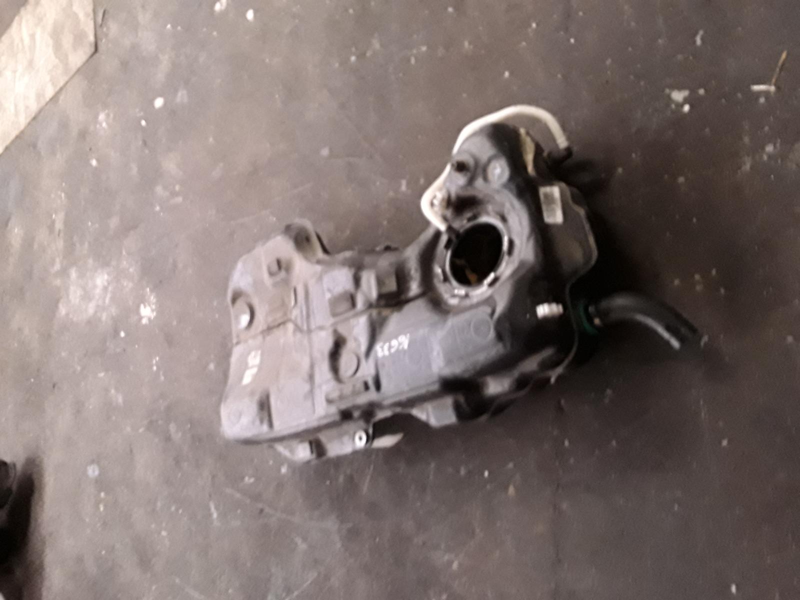 View Auto part Fuel Tank Mercedes Gla Class 2017
