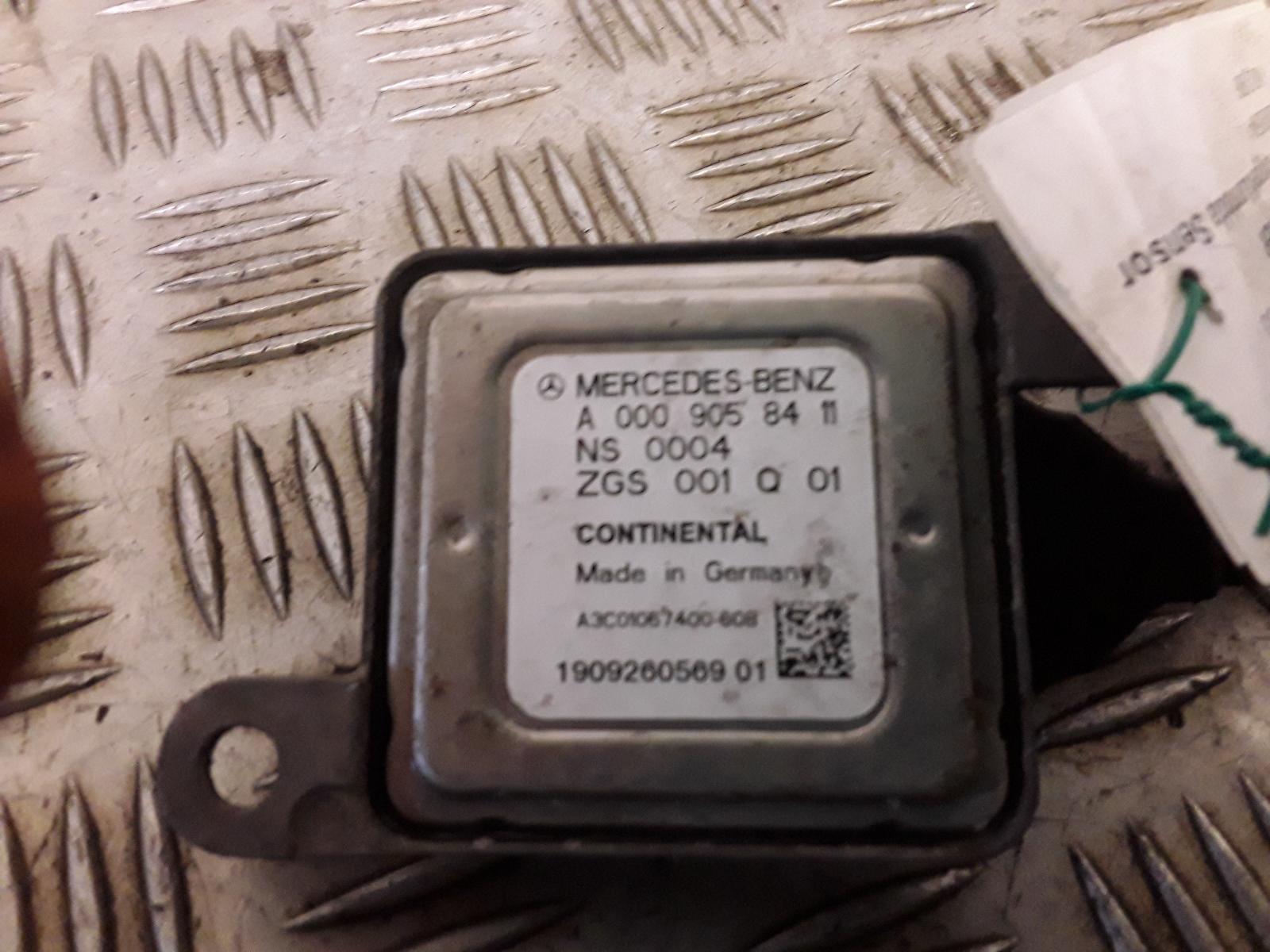 View Auto part Oxygen Sensor Mercedes Sprinter 2017
