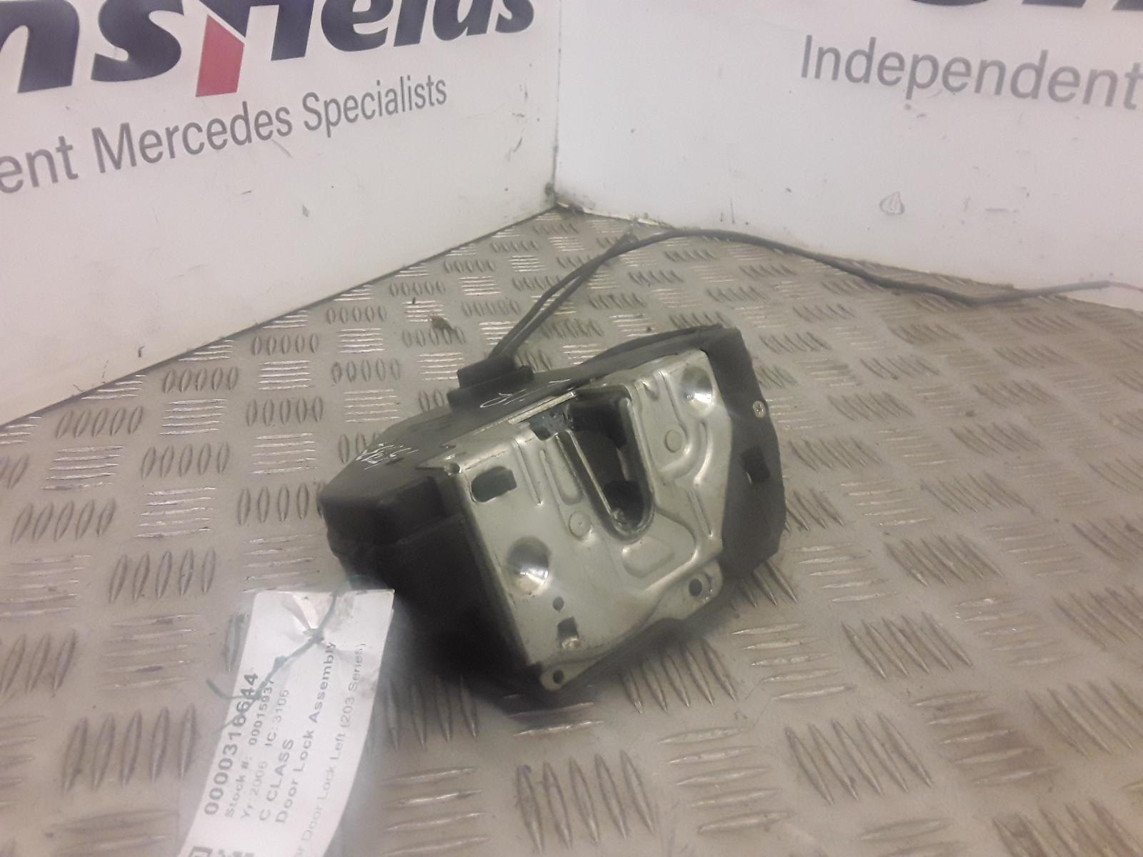 View Auto part Door Lock Assembly Mercedes C Class 2006