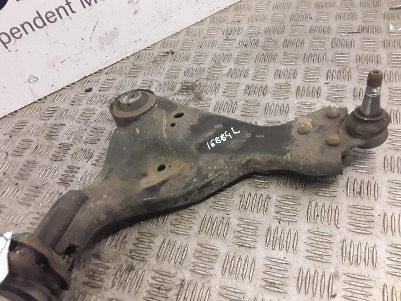 LF Lower Control Arm Vito Mercedes 2019