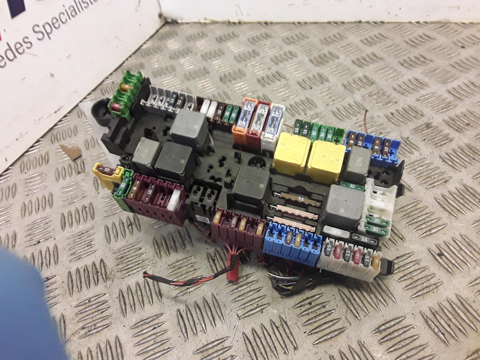 View Auto part Fuse Box Mercedes Sprinter 2021