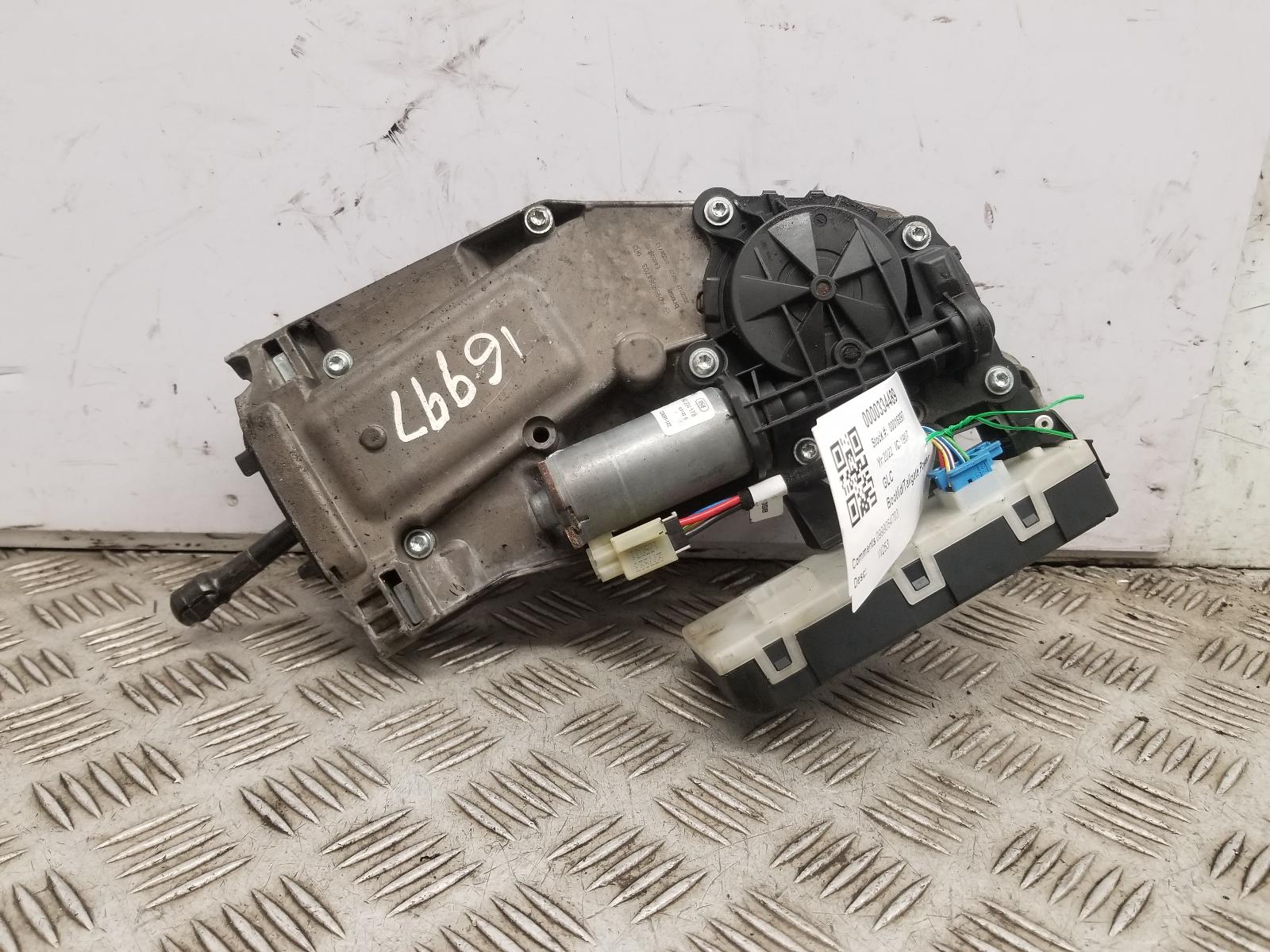 View Auto part Bootlid/Tailgate Power Lift Motor Mercedes Glc 2022