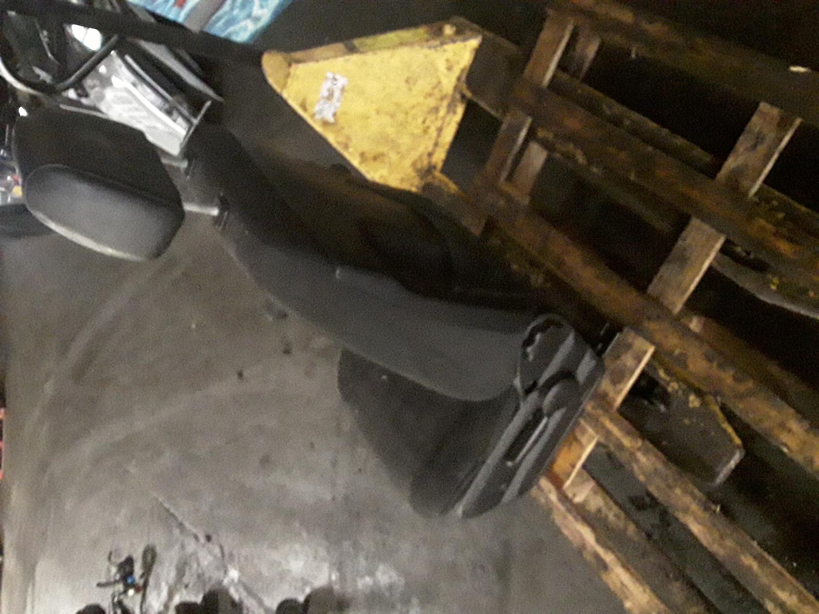 View Auto part Front Seat Mercedes Sprinter 2016