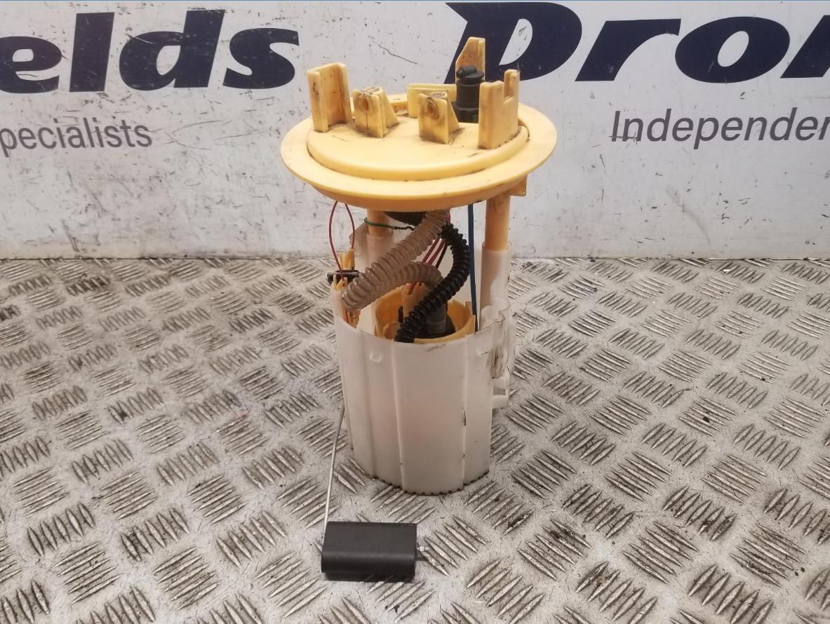 View Auto part Fuel Sending Unit Mercedes Sprinter 2019