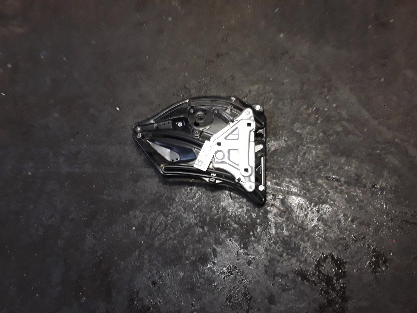 View Auto part RR Window Regulator Mercedes E Class 2013