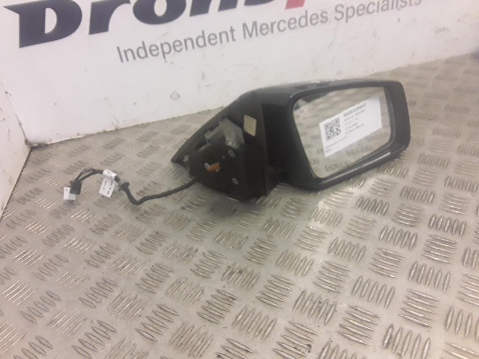 2012 Mercedes C Class R Door Mirror View Auto part R Door Mirror Mercedes C Class 2012