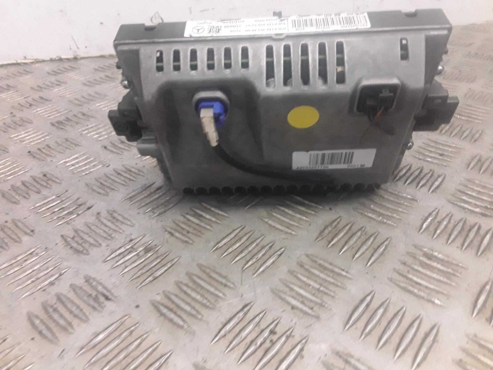 View Auto part Radio Display Mercedes C Class 2012