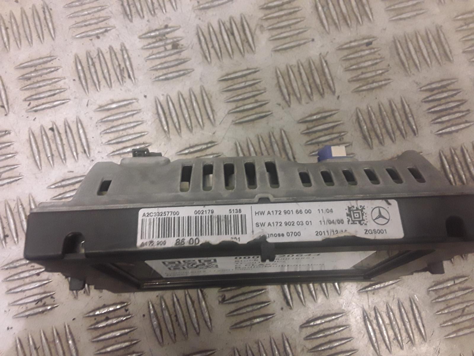 View Auto part Radio Display Mercedes C Class 2012