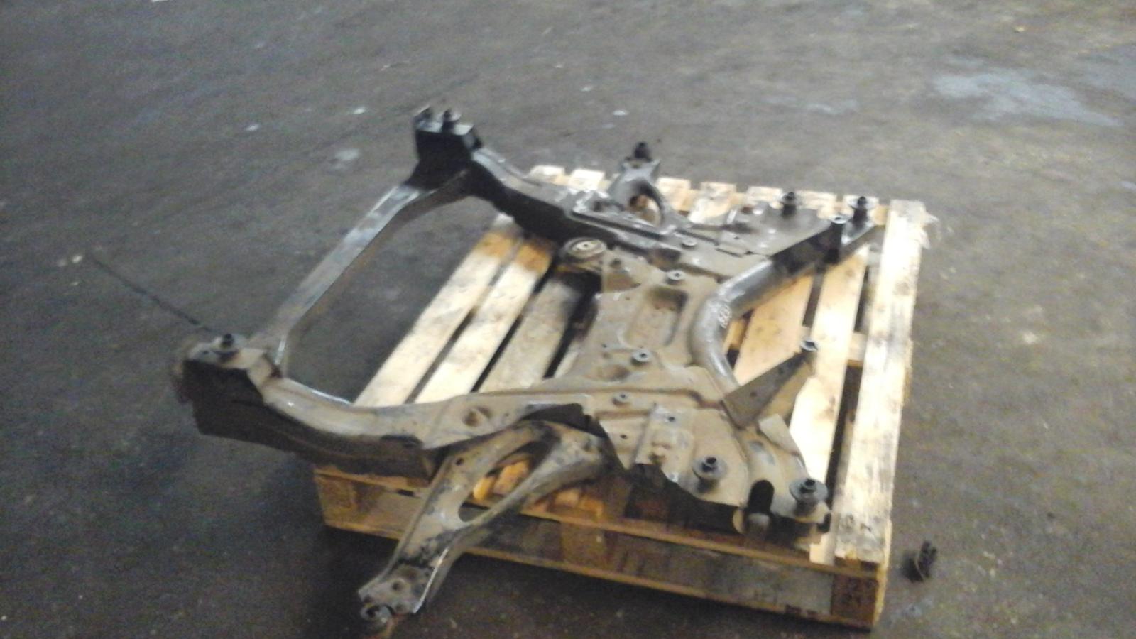 View Auto part Front Subframe Mercedes Vito 2015