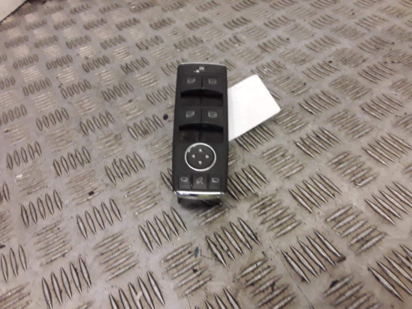 View Auto part Elect. Window Switch Mercedes C Class 2007