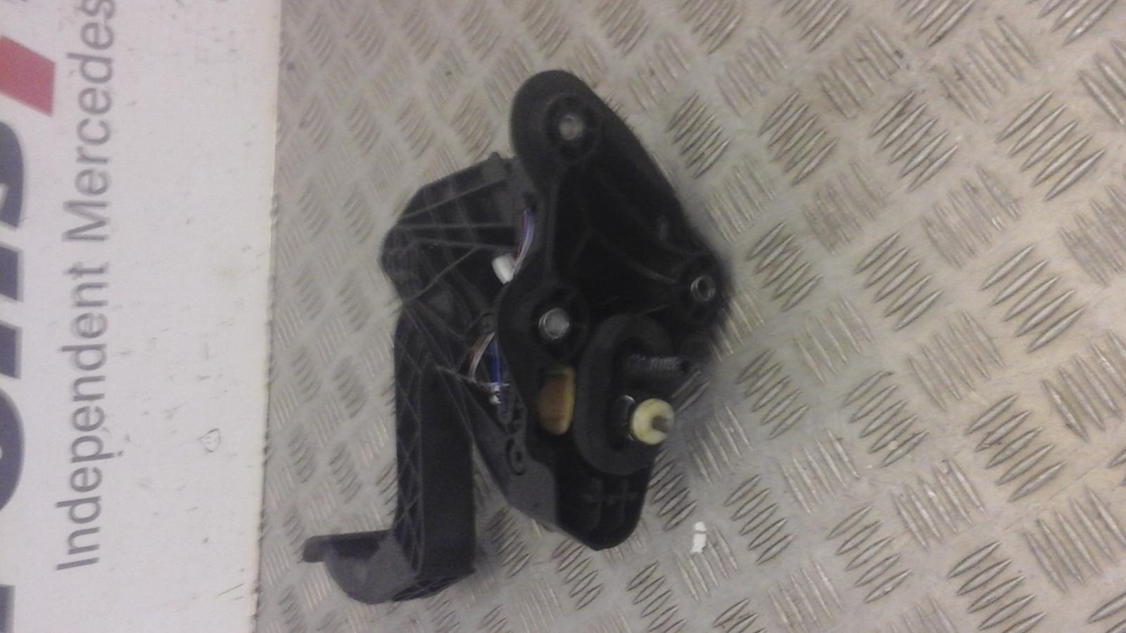 2022 Mercedes Sprinter Clutch Pedal View Auto part Clutch Pedal Mercedes Sprinter 2022