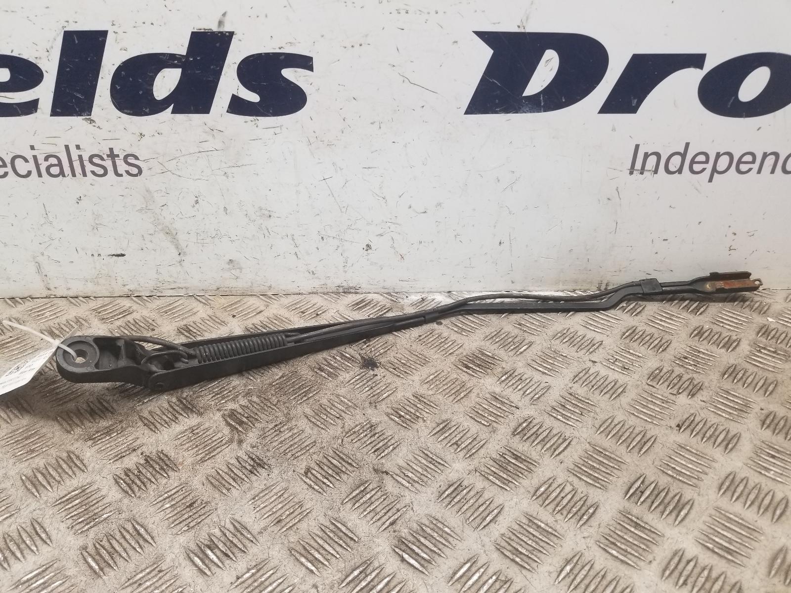 View Auto part Wiper Arm Mercedes Vito 2013
