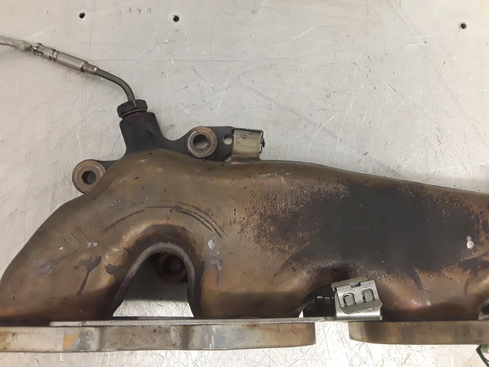 View Auto part Exhaust Manifold Mercedes Sprinter 2017