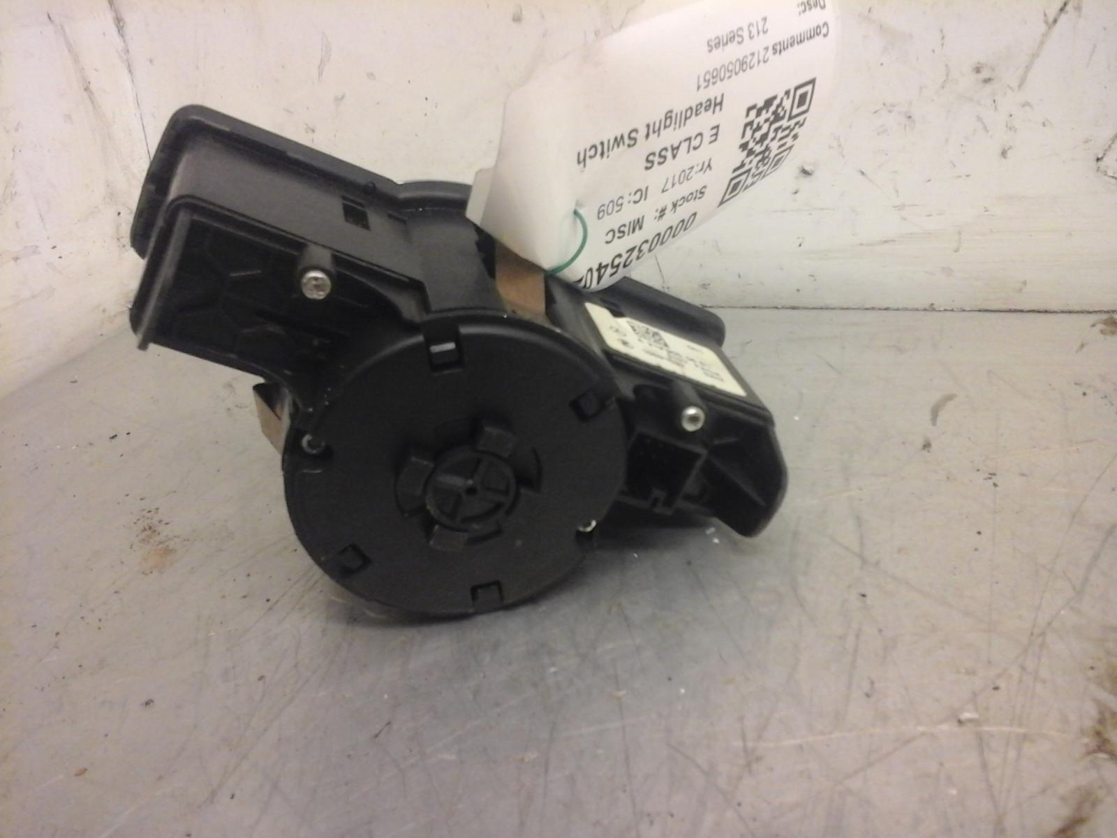 View Auto part Headlight Switch Mercedes E Class 2015