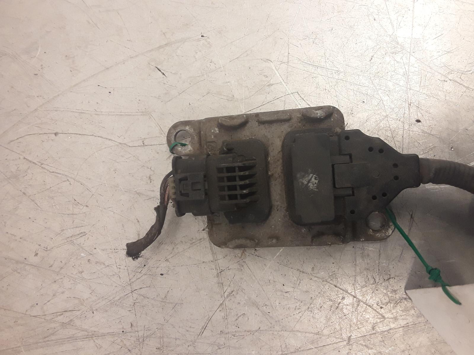 View Auto part Misc Mercedes Sprinter 2020