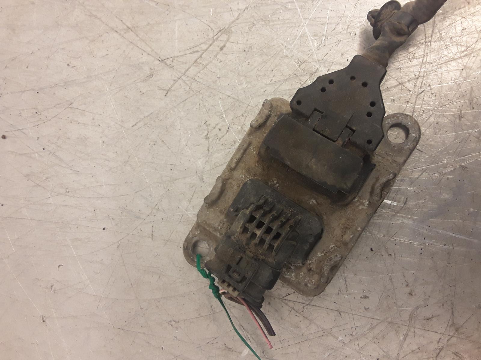 View Auto part Misc Mercedes Sprinter 2020