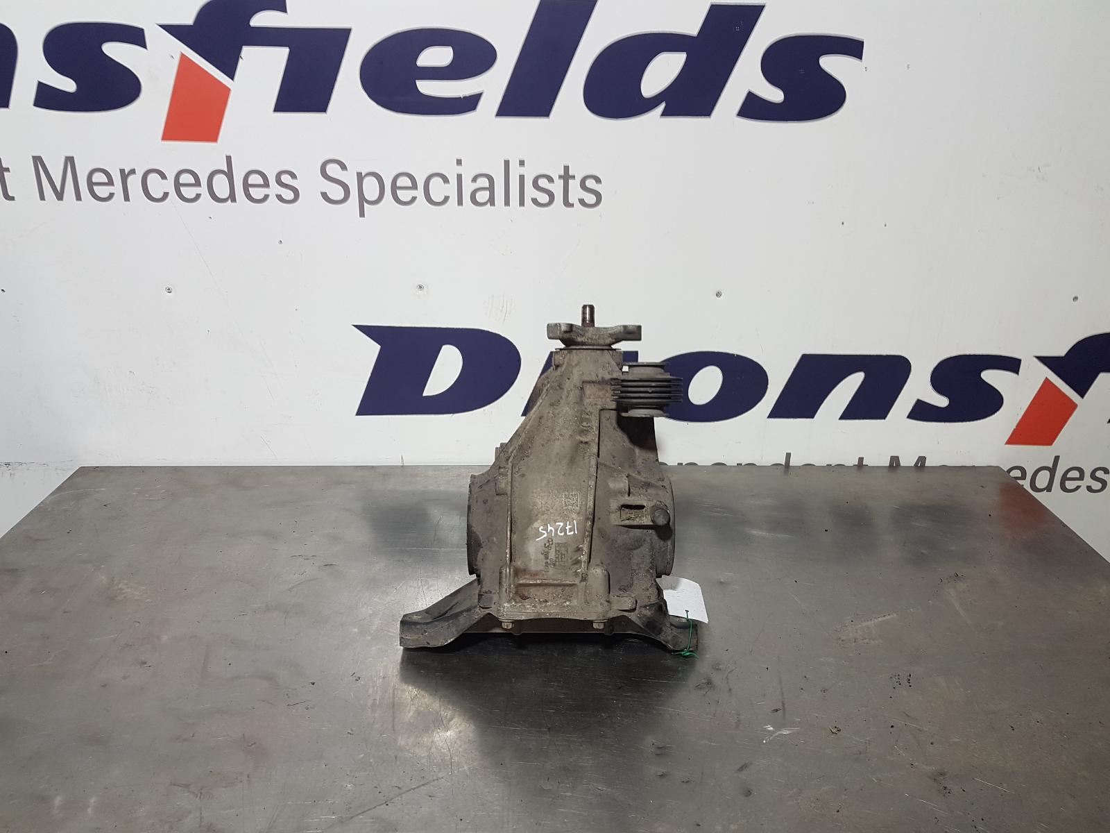 View Auto part Differential Assembly Mercedes C Class 2017