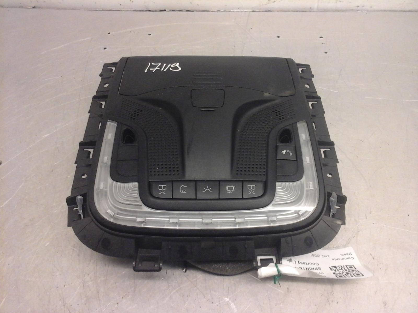 View Auto part Courtesy Light Mercedes Sprinter 2018