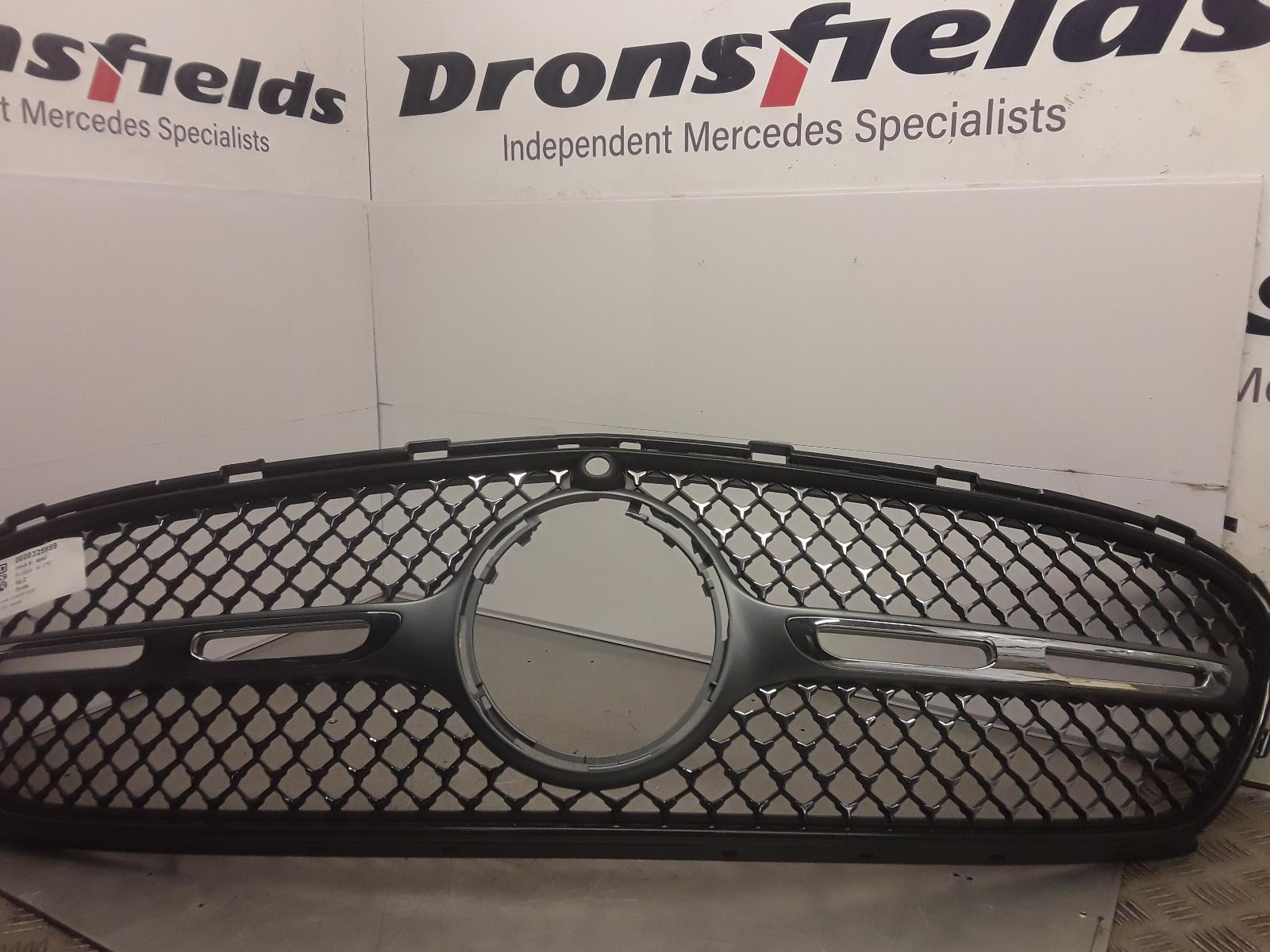 View Auto part Grille Mercedes Glc 2024