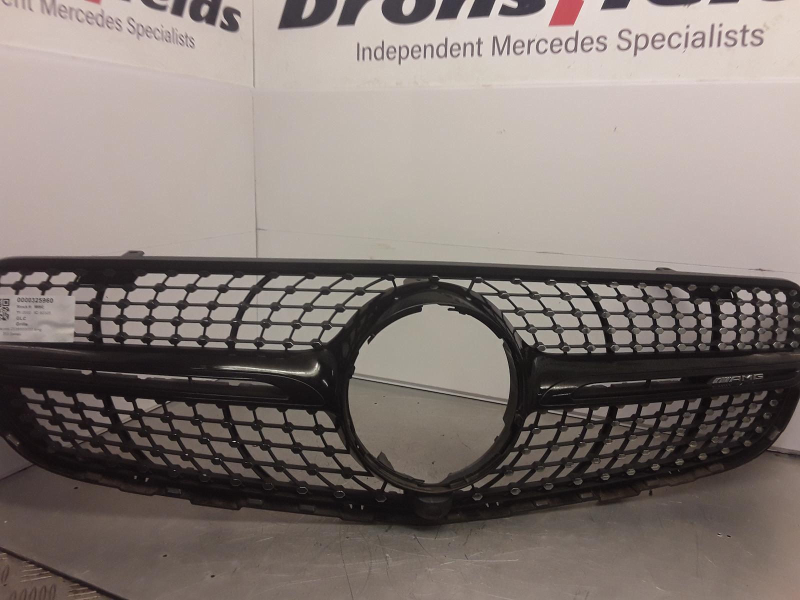 View Auto part Grille Mercedes Glc 2022