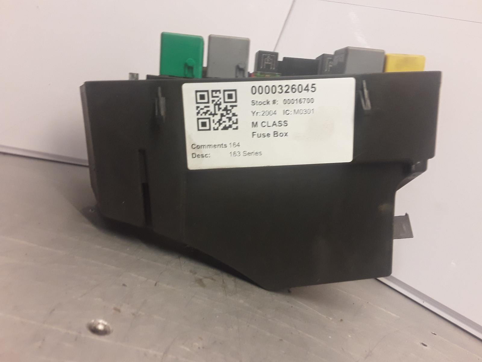 View Auto part Fuse Box Mercedes M Class 2004