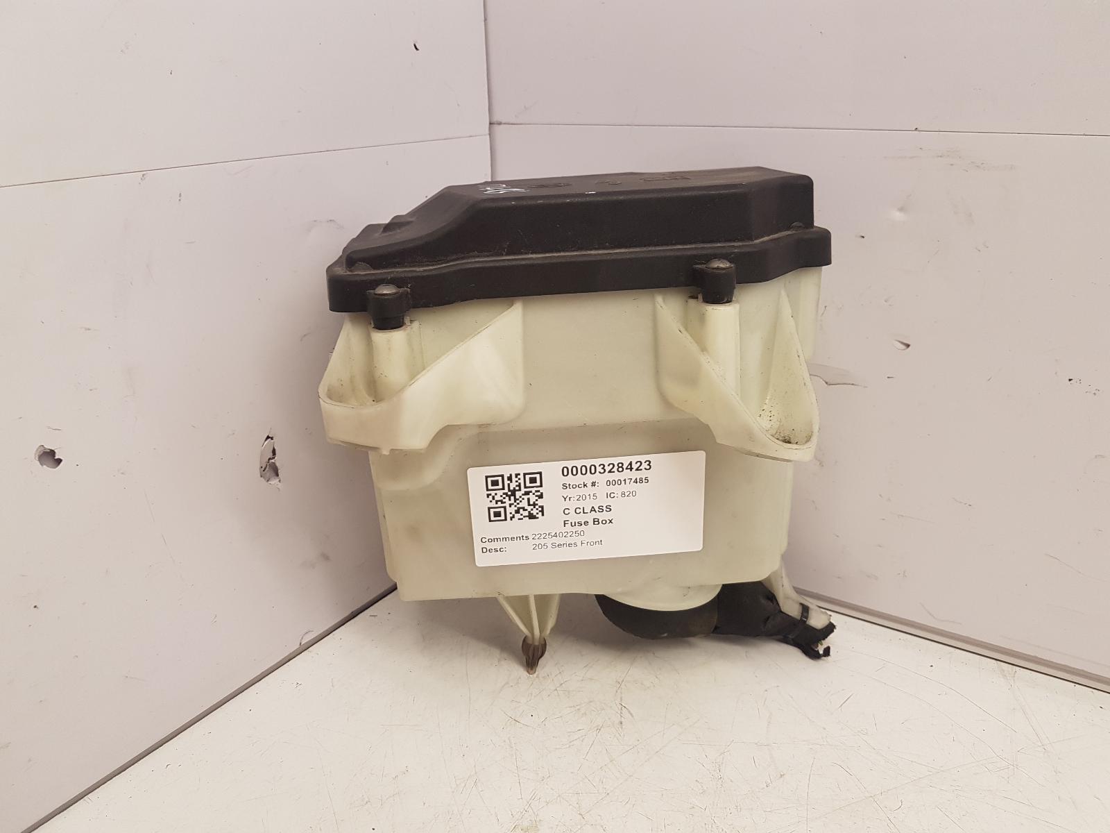 View Auto part Fuse Box Mercedes C Class 2015