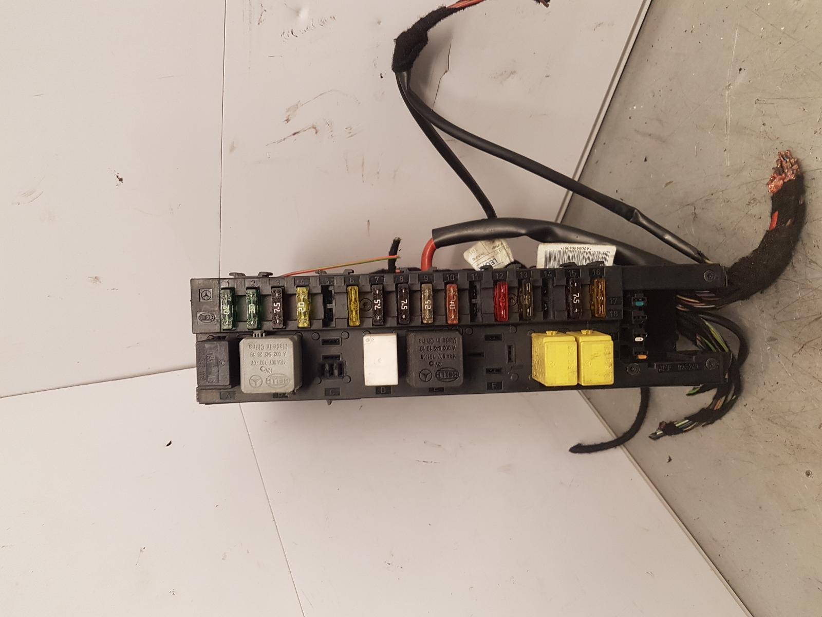 View Auto part Fuse Box Mercedes Clk 2009