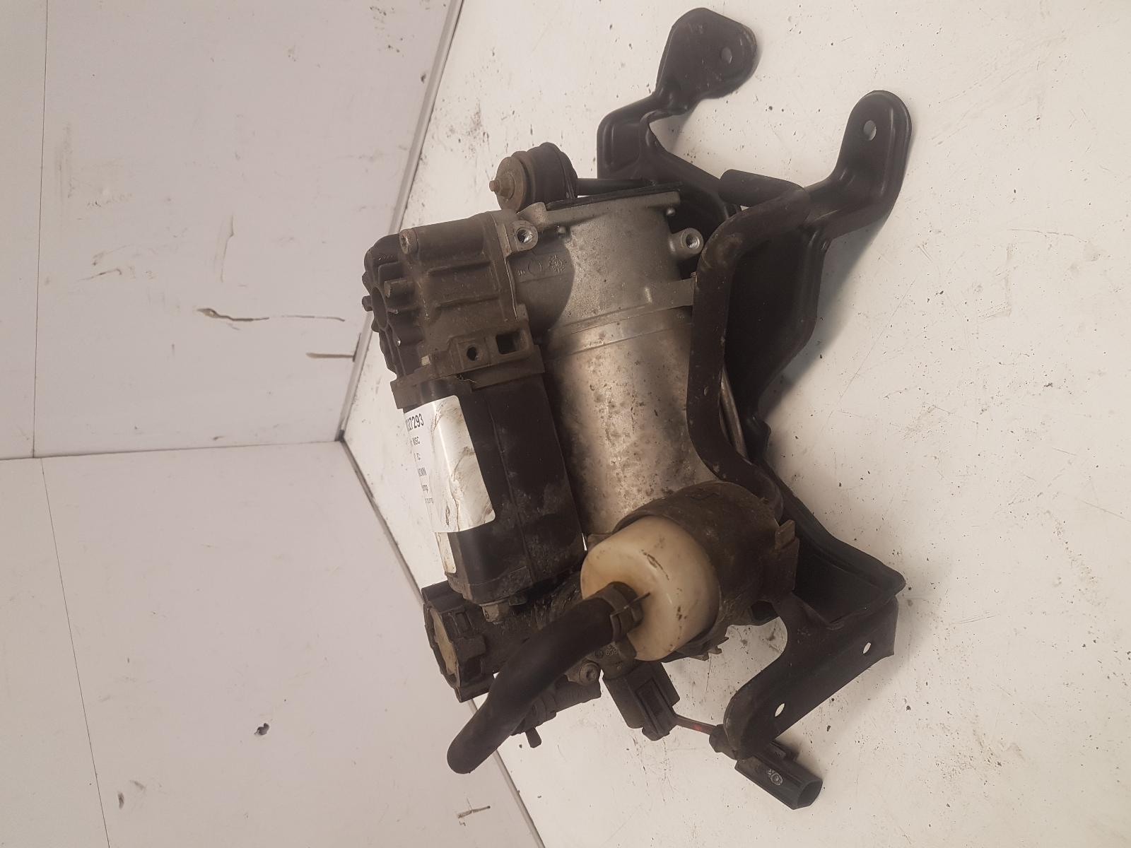 View Auto part Air Pump Mercedes E Class 2006