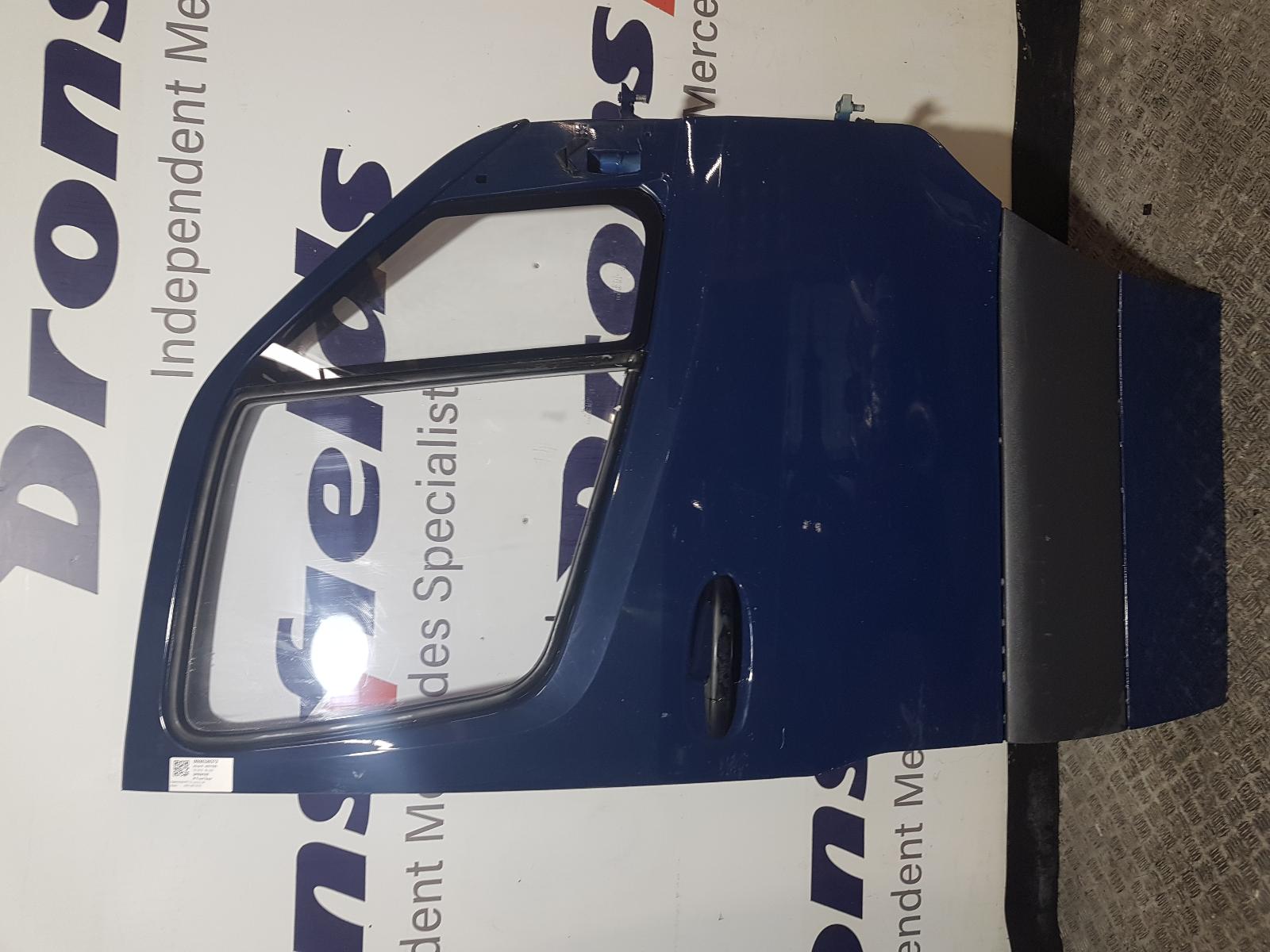 View Auto part R Front Door Mercedes Sprinter 2019