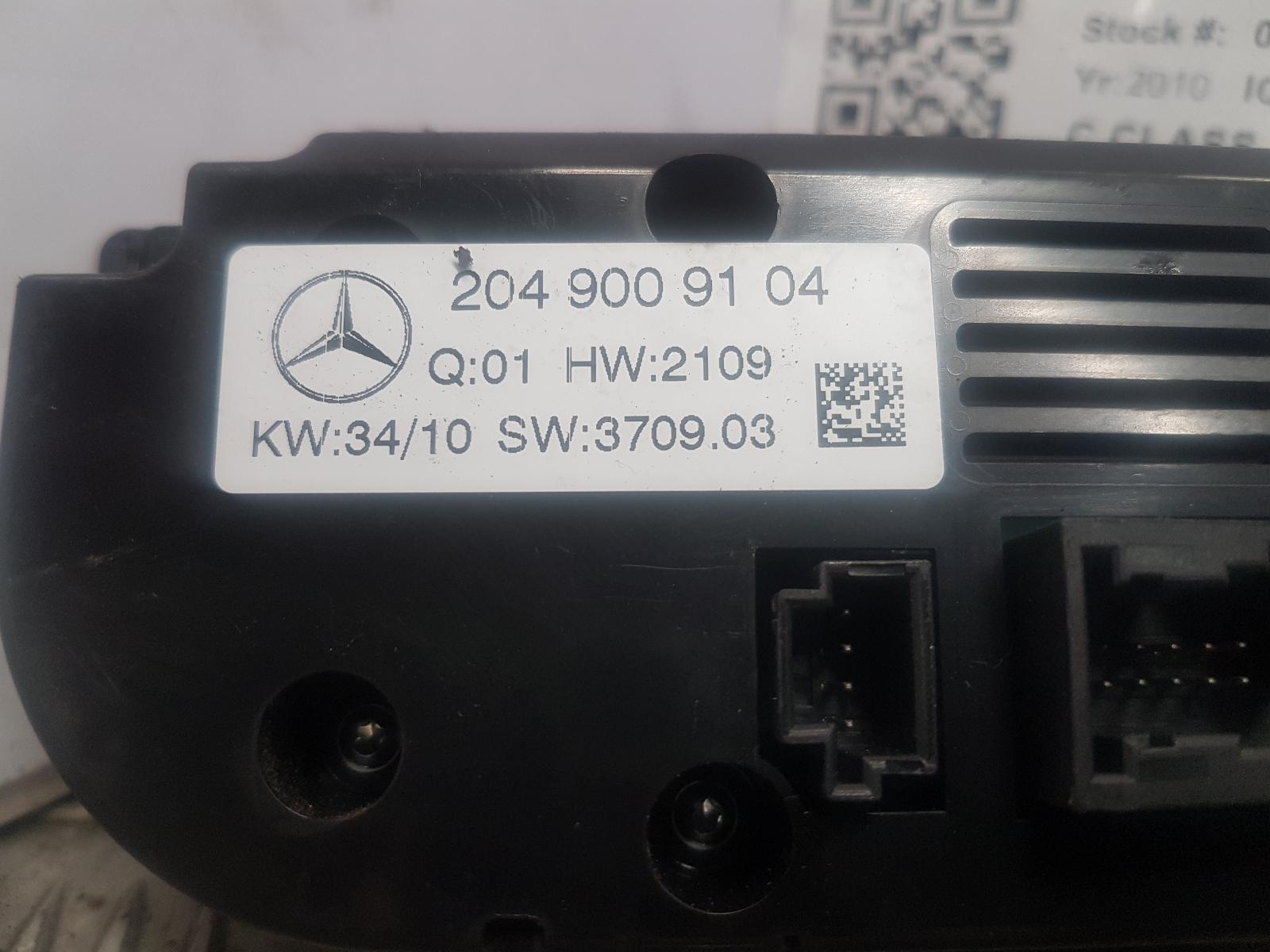 View Auto part Heater/AC Controller Mercedes C Class 2010