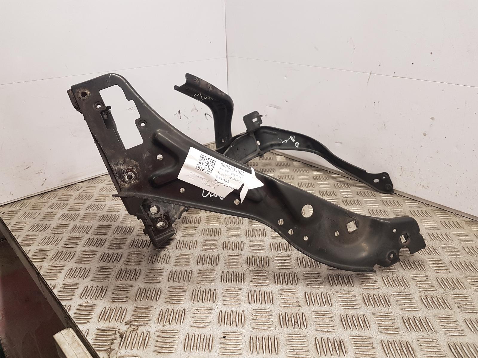View Auto part Headlight Bracket Right Mercedes E Class 2015