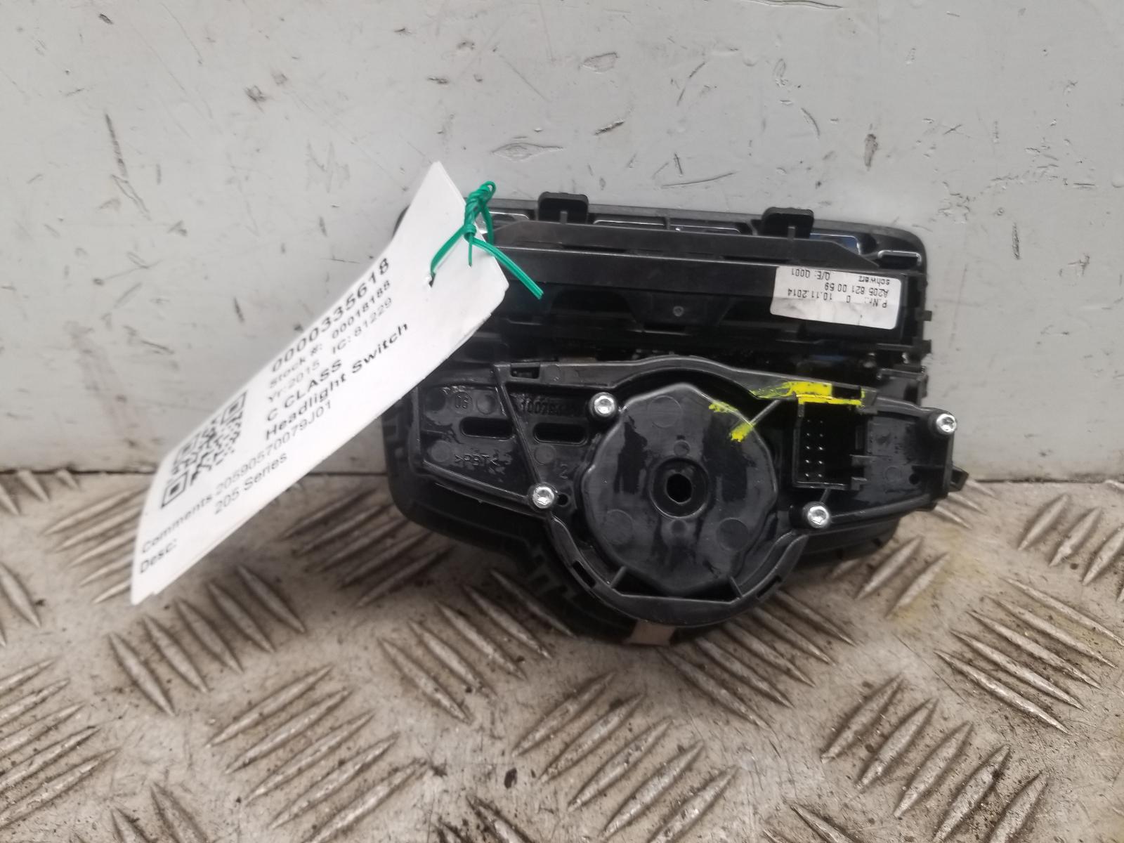 View Auto part Headlight Switch Mercedes C Class 2015