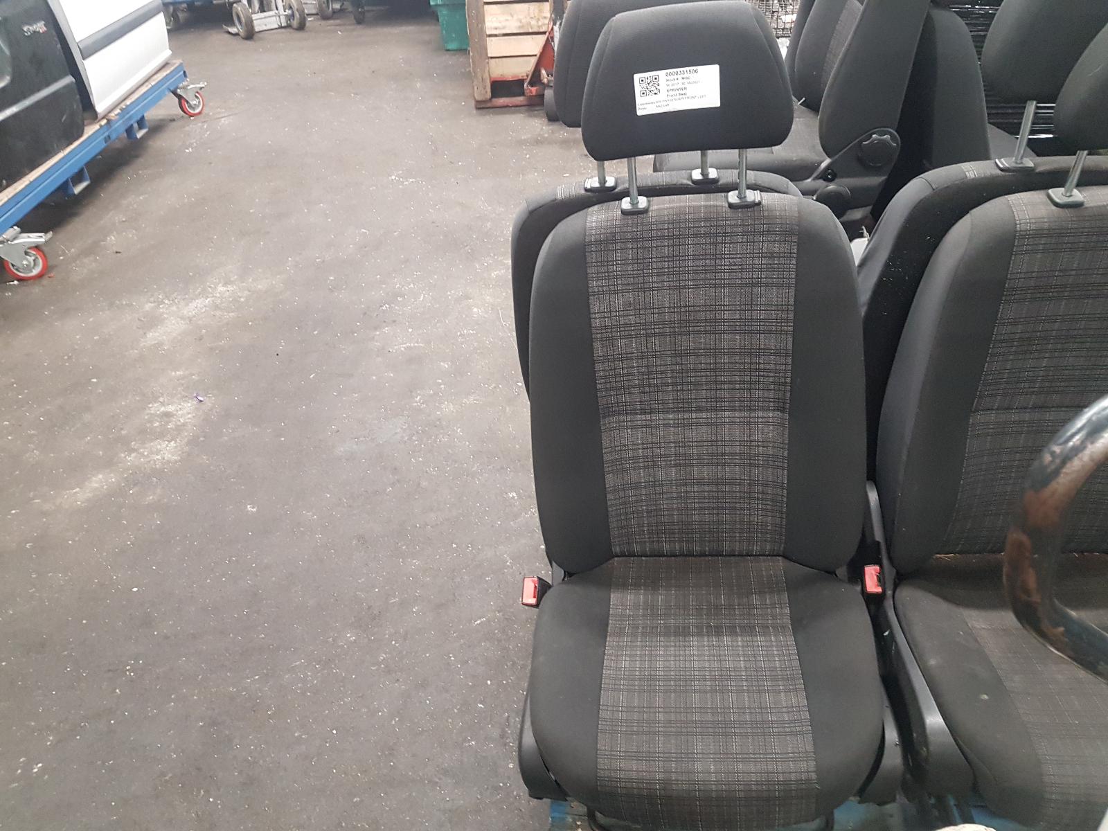 View Auto part Front Seat Mercedes Sprinter 2017