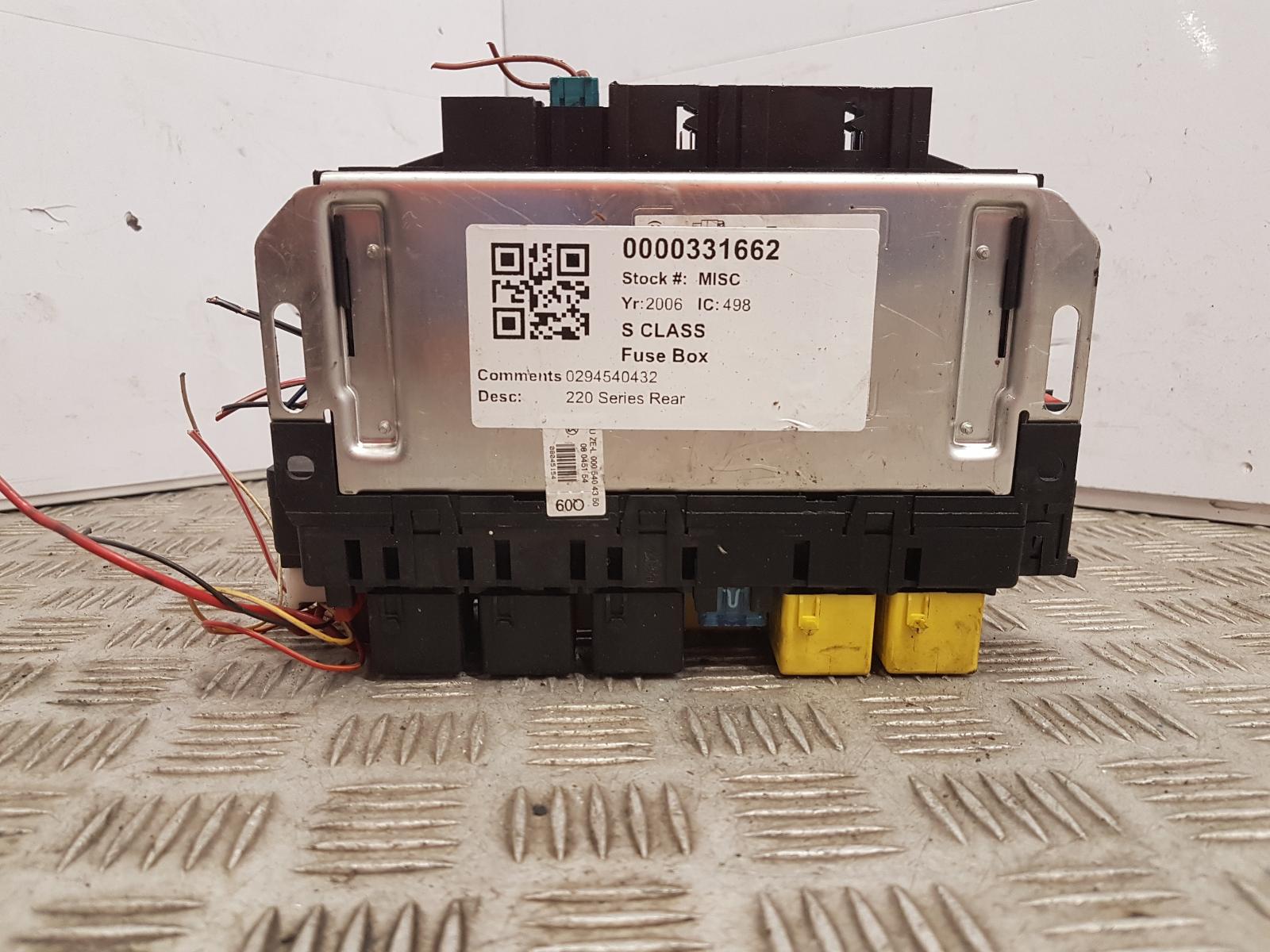 View Auto part Fuse Box Mercedes S Class 2006
